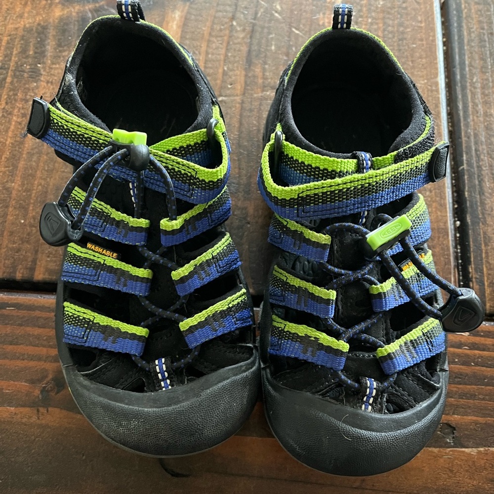 Keen Newport H2 Close Toe Waterproof Sandals Green & Blue Toddler Size 12